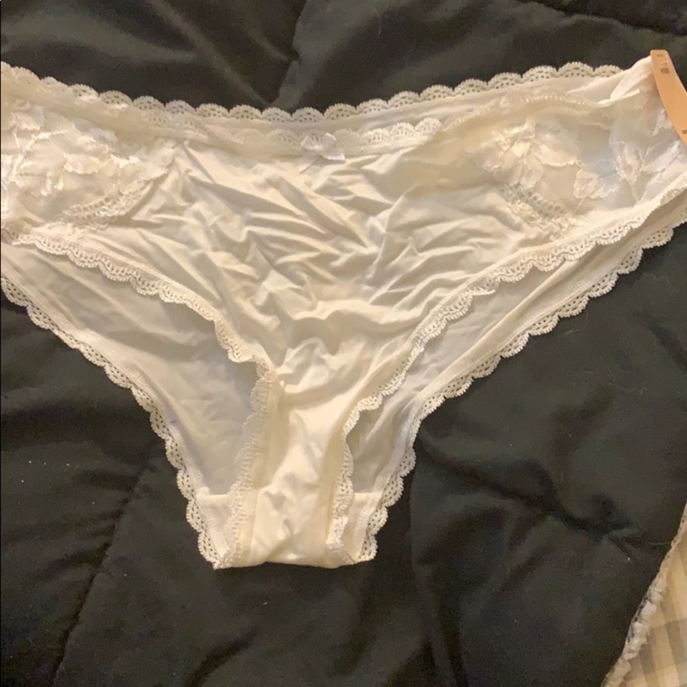 Victoria’s Secret Hiphugger pantie